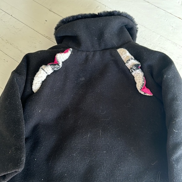 Penelope Mac 12 month pink, black white plaid, Rose, gold buttons jacket - Picture 9 of 9